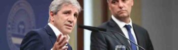 Manuel Adorni con Luiis Caputo.